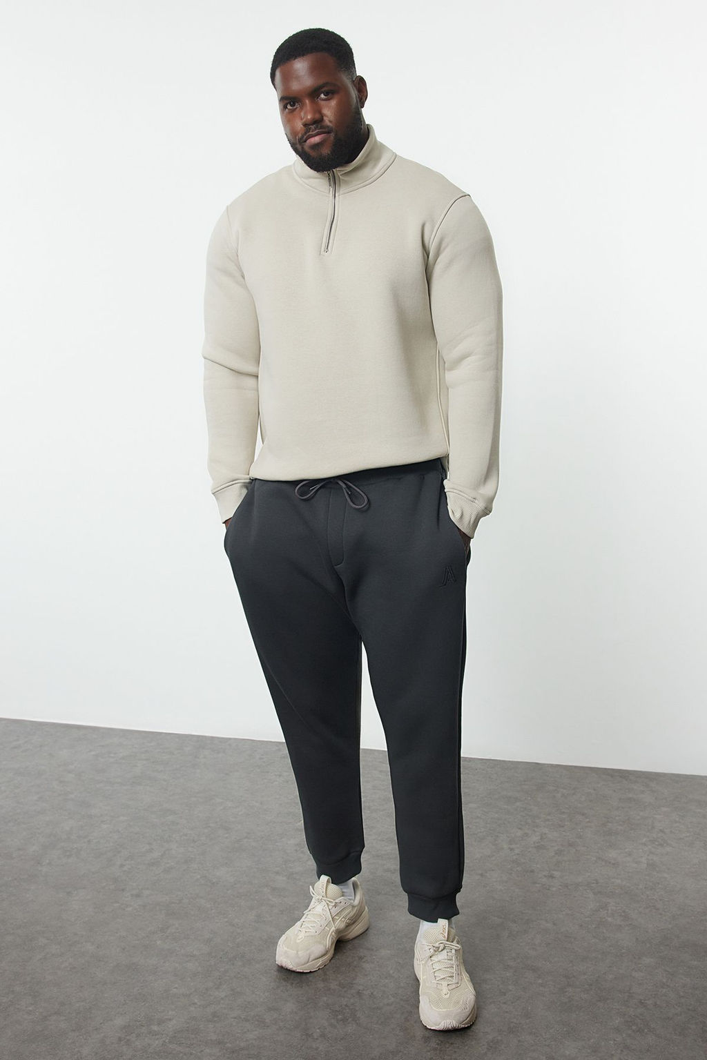 TRENDYOL MAN Antrasit Regular/Normal Kesim Basic Buyuk Beden Esofman Alt? TMNAW25AJ00000 - Trendyolmilla фото 2