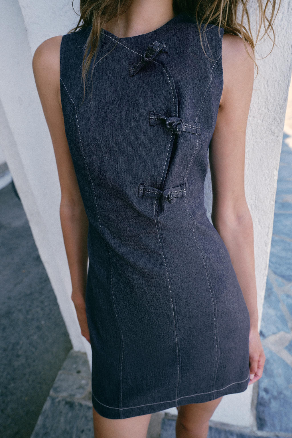 VESTIDO CORTO ALAMARES / ?ndigo - Zara фото 3