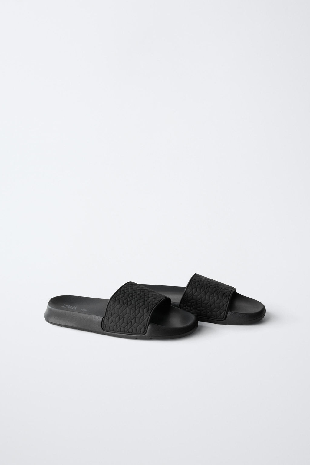 EMBOSSED SLIDERS - Zara фото 2