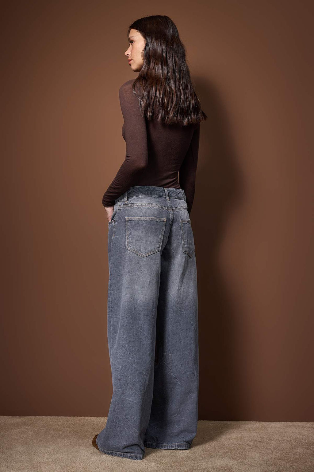 Gri Dusuk Bel Ekstra Wide Leg Jeans TWOAW26JE00308