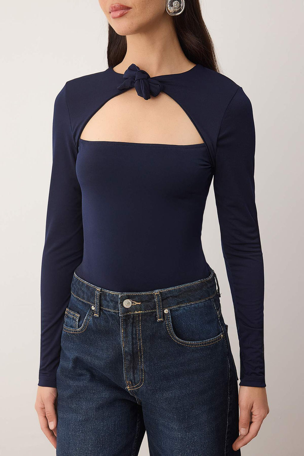 Lacivert Duz Asimetrik Yaka Uzun Orme Sandy Body TPRAW26BD00023