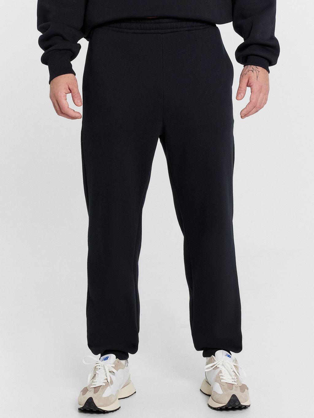 Комплект мужской черный (свитшот, брюки) черный 191021 - Mark formelle фото 5