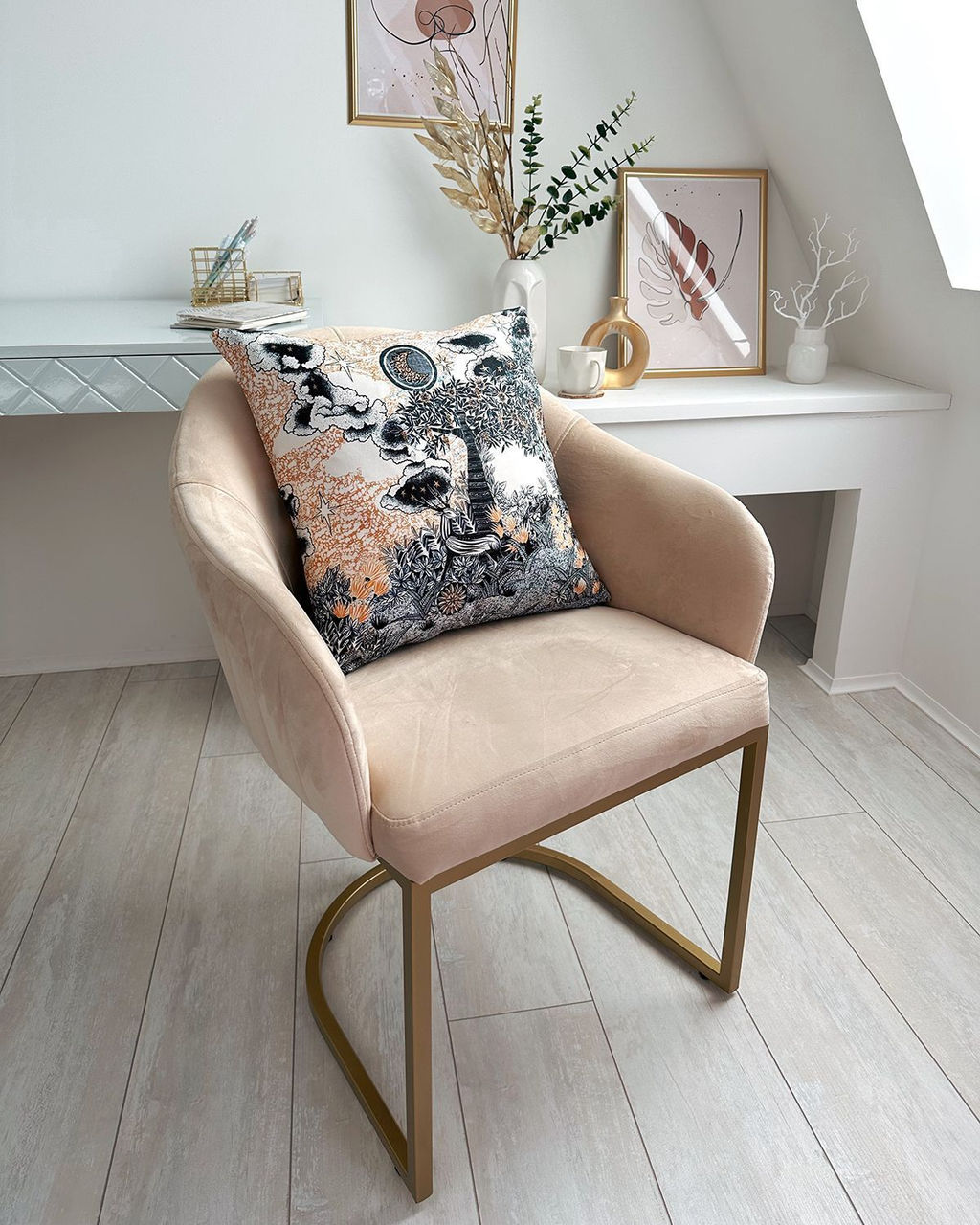 Декоративная наволочка P022