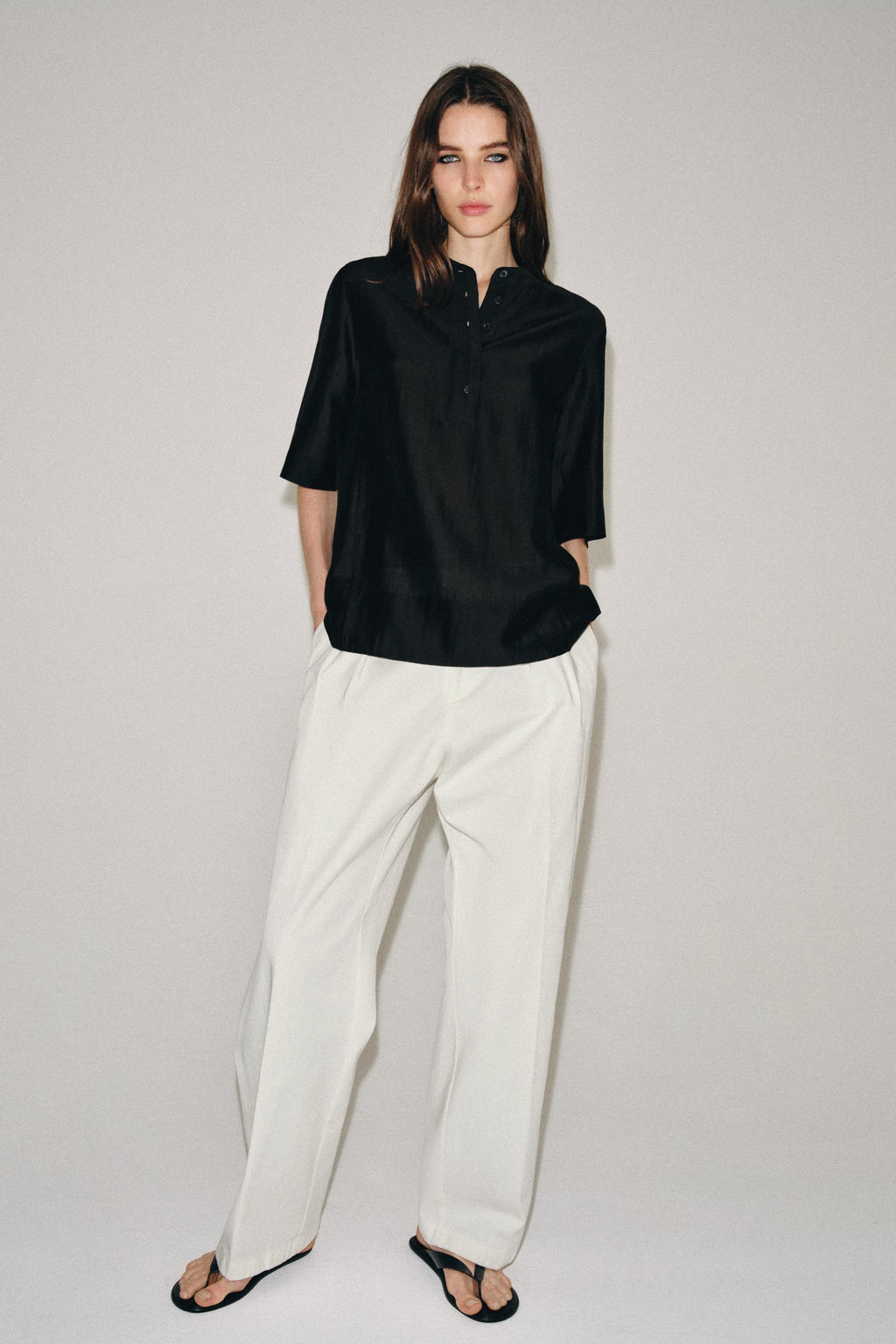 BLUSA FLUIDA MANGA CORTA ZW COLLECTION / Negro - Zara фото 5