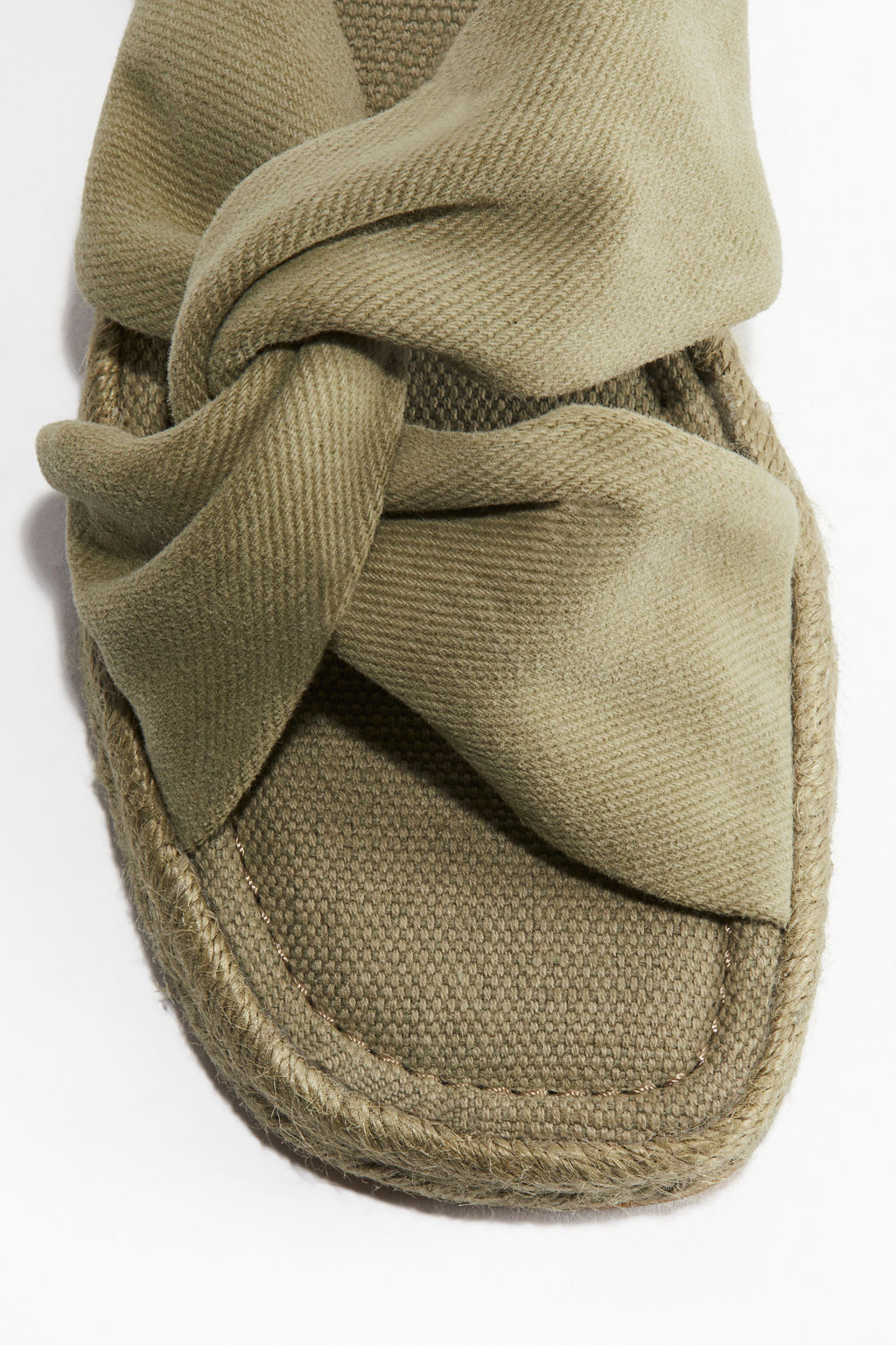 Sandalias alpargata con detalle entrelazado - H&m фото 4
