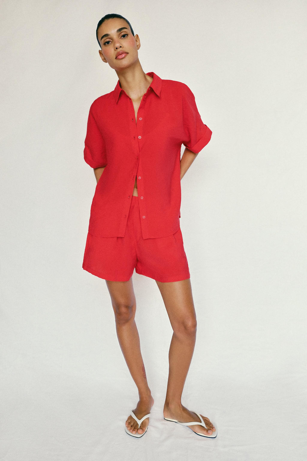 SHORTS FLUIDOS CINTURA EL?STICA / Rojo - Zara фото 6