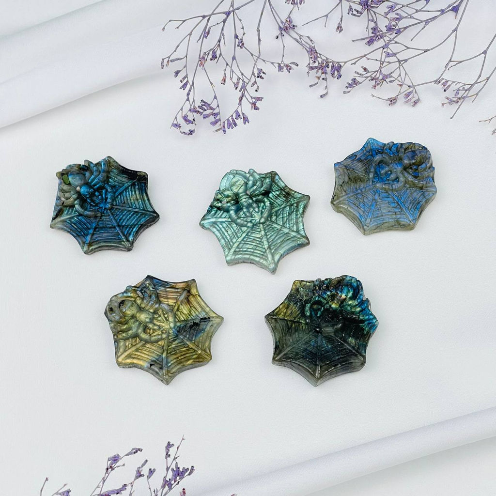 Фигурка "Паук" из Лабрадора