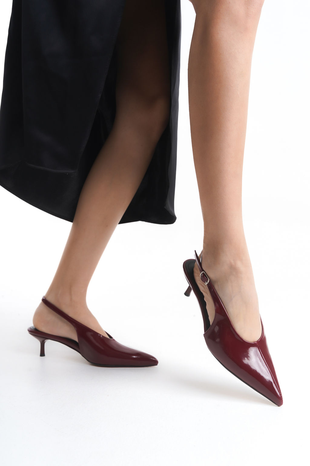 Trendyol Shoes Bordo Rugan Sivri Burun Kad?n Kitten Topuklu Ayakkab? TAKSS25TO00073 - Trendyolmilla фото 3