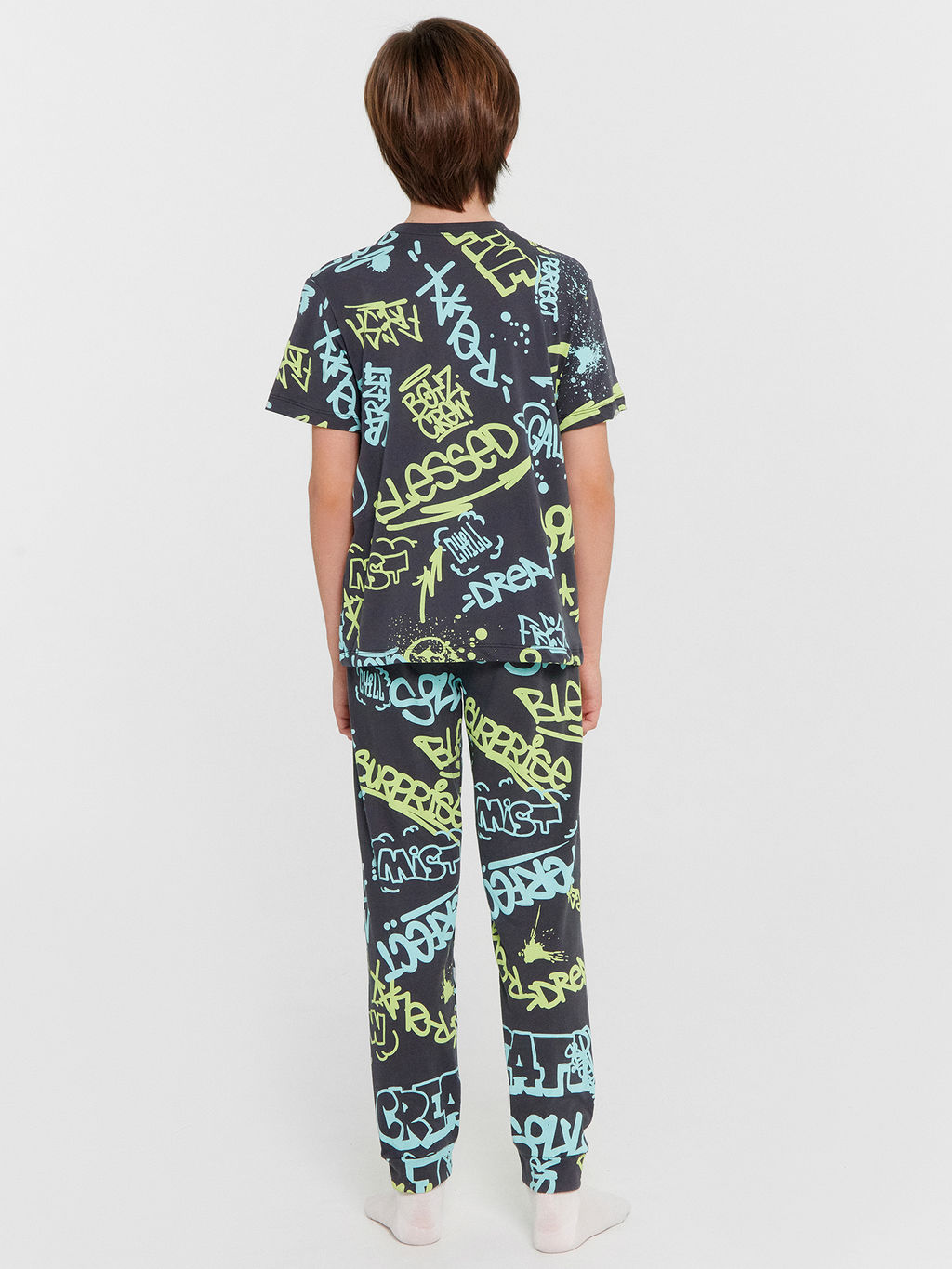 Пижама для мальчиков серая с принтом в стиле стрит-арт - Mark formelle фото 3