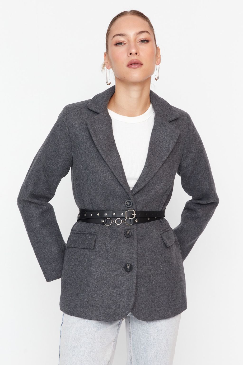 TRENDYOLMILLA Krem Kase Kemerli Dokuma Blazer Ceket TWOAW23CE00024