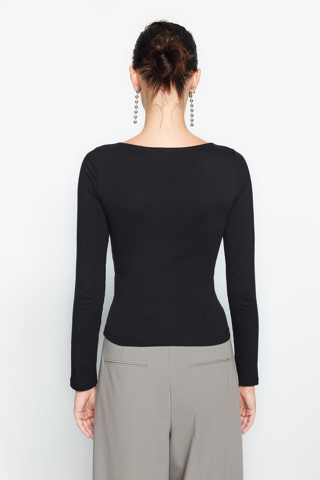 Siyah Pamuklu Esnek Kay?k Yaka Fitted/Vucuda Oturan Esnek Orme Bluz TWOAW24BZ00166