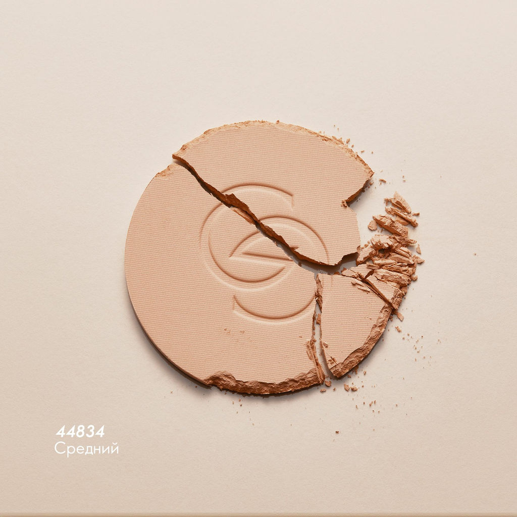 Компактная пудра с омолаживающей сывороткой Giordani Gold СРЕДНИЙ - Oriflame фото 3