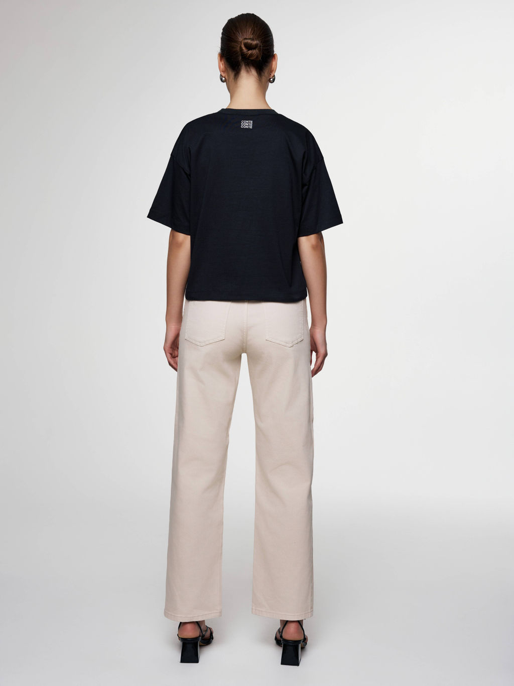 CONTE Свободная футболка из хлопка с рисунком Born in love LD 2675 black-expensive - Conte elegant фото 7