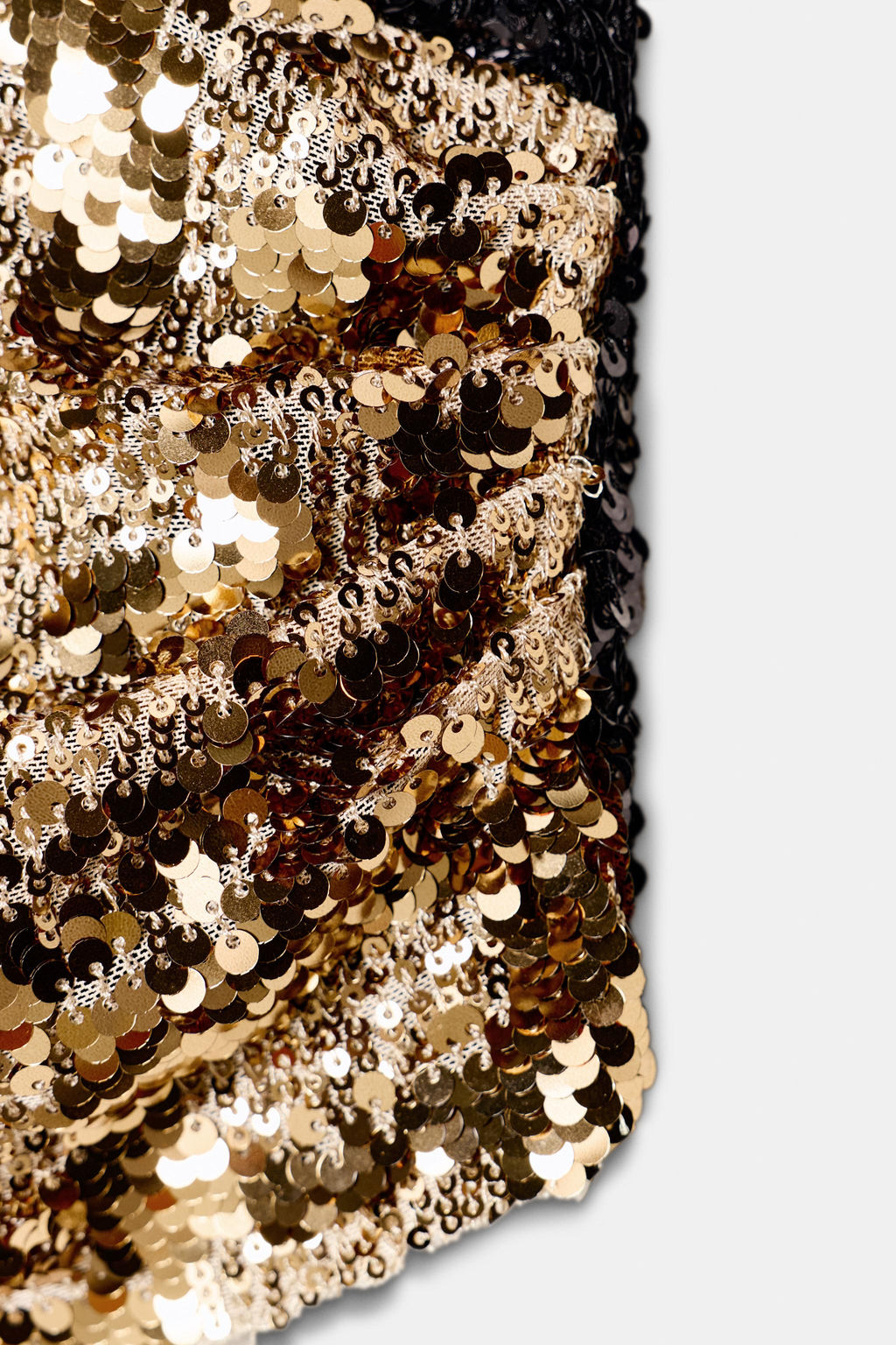 HALTER TOP WITH COMBINED SEQUINS - Zara фото 10