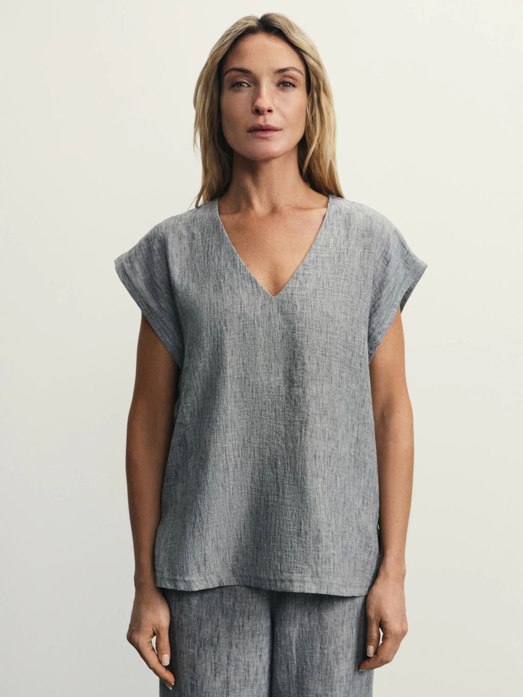 Блузка с коротким рукавом из фактурной ткани / Zarina  фото 3