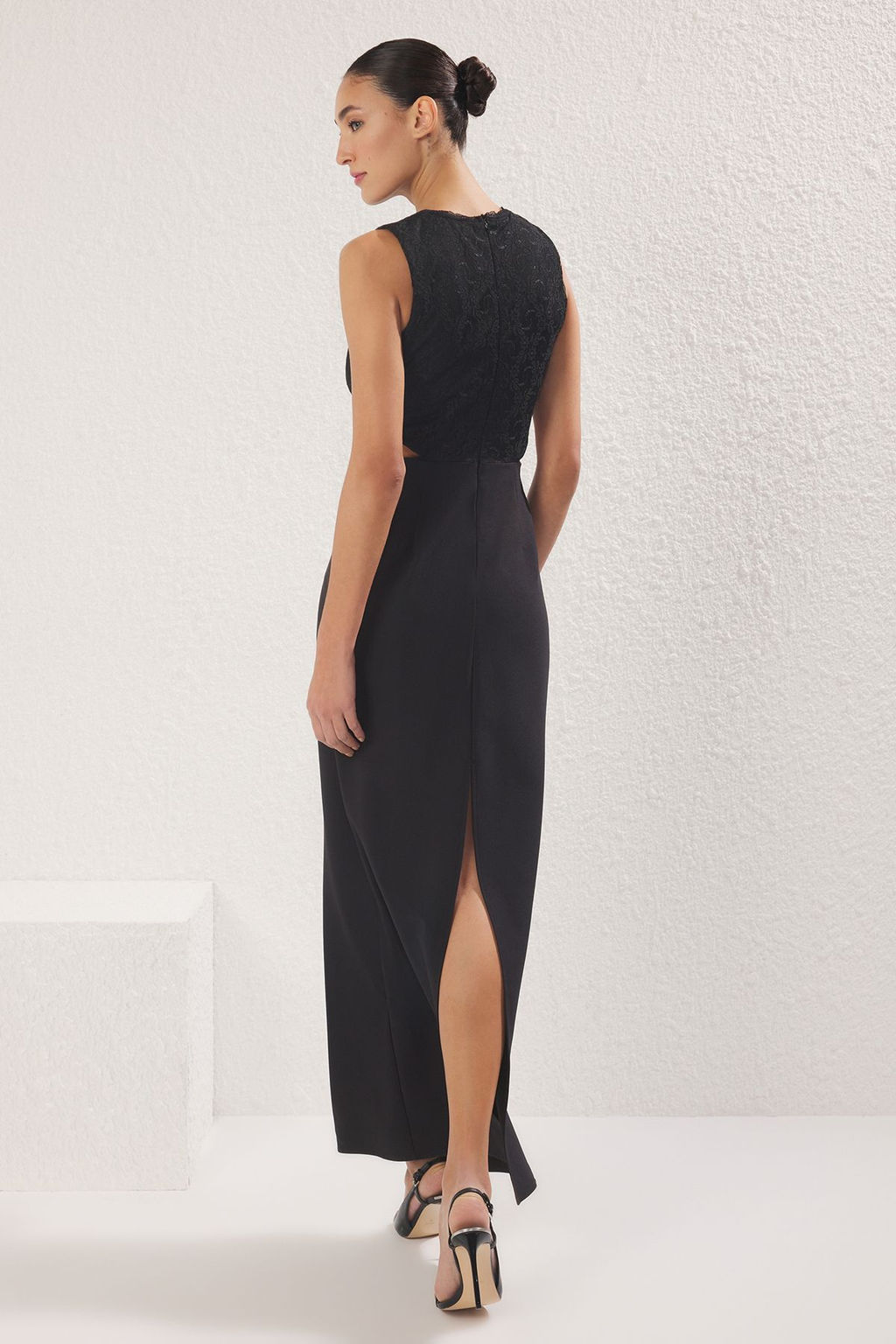 TRENDYOLMILLA Siyah Dantel Detayl? Dokuma Uzun S?k Abiye & Mezuniyet Elbise TPRSS25AE00165  фото 4