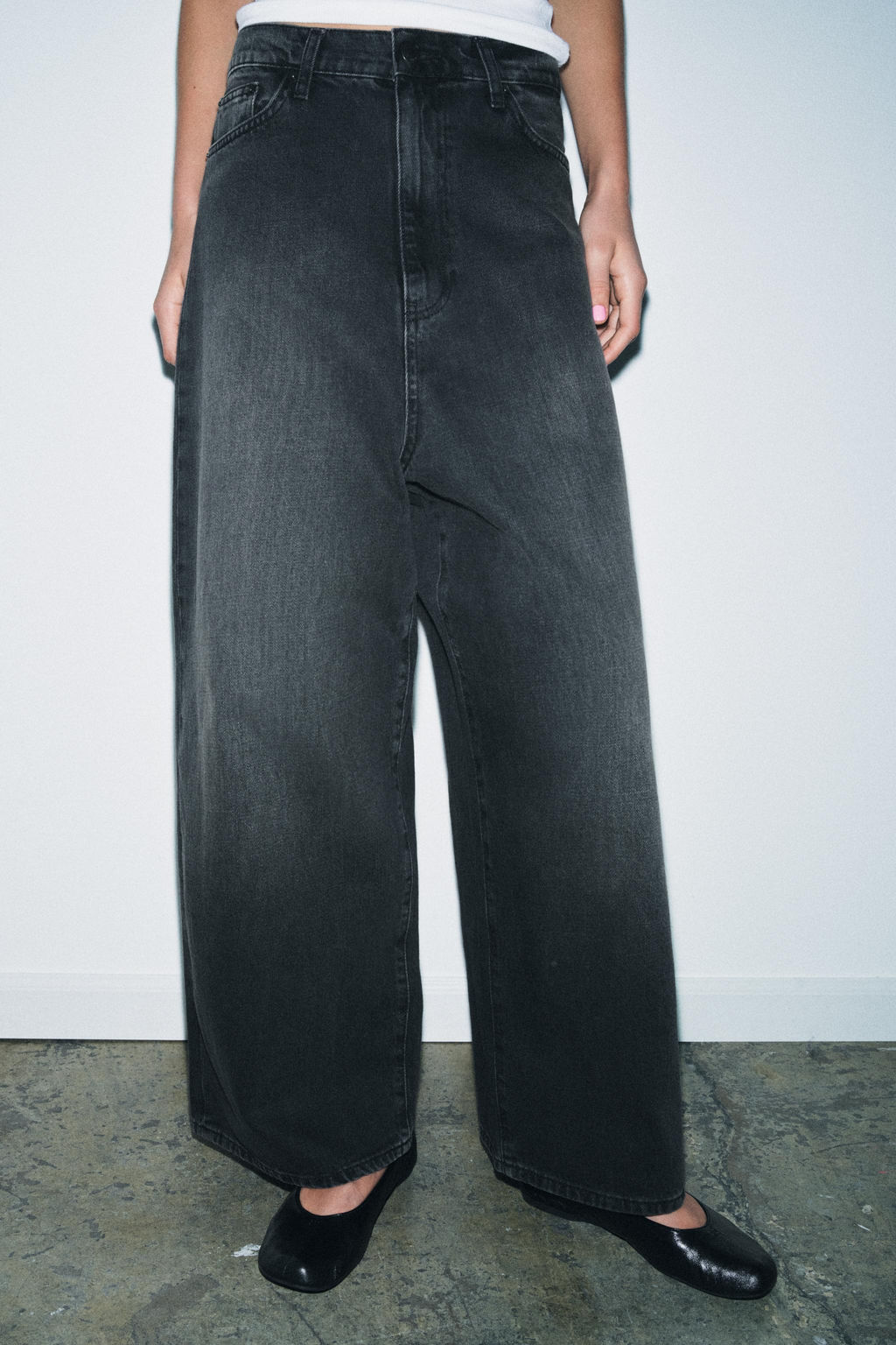 ZW COLLECTION LOW-RISE LOOSE BAGGY LEG JEANS - Zara фото 6