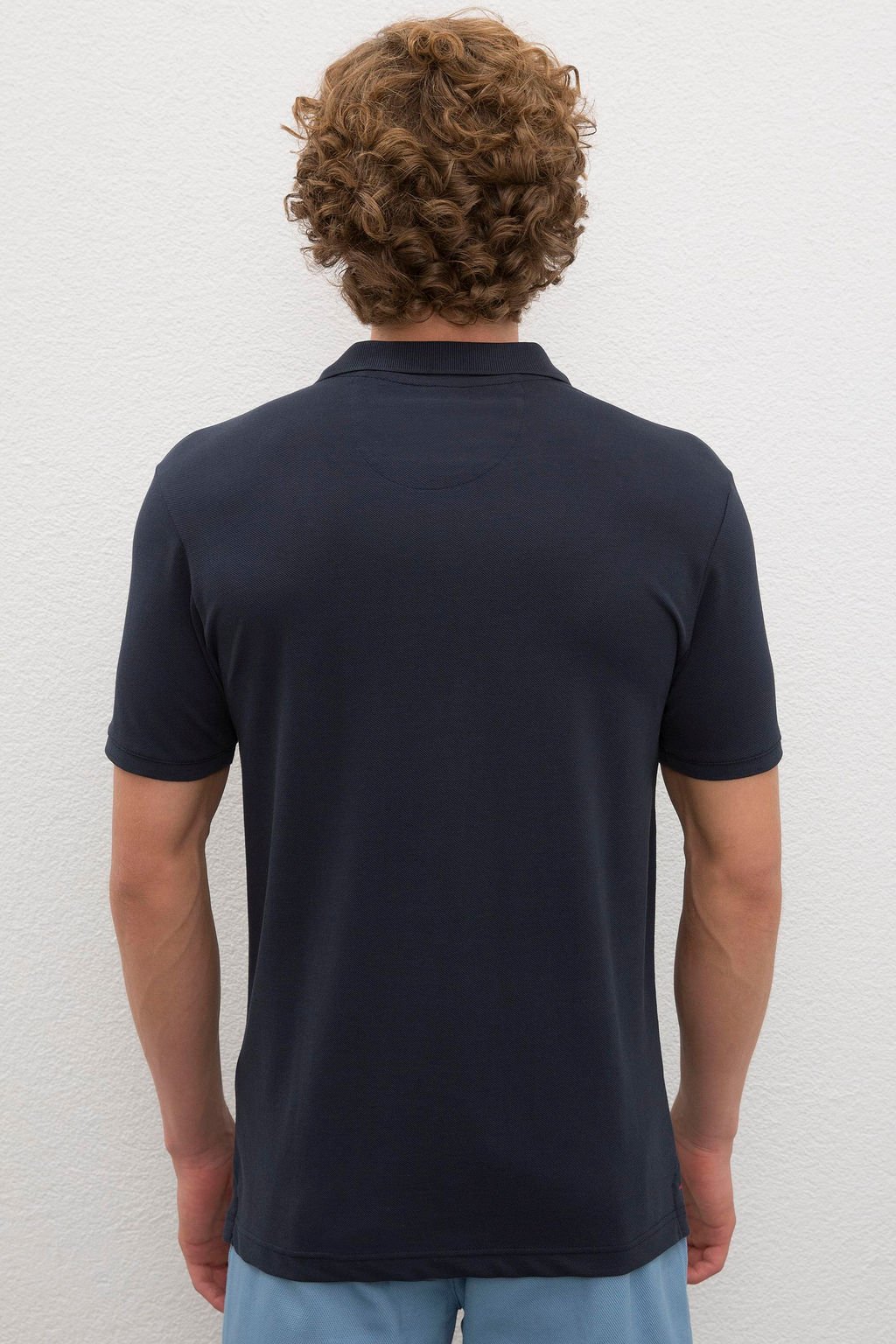 Мужская базовая футболка темно-синего цвета с воротником поло Неожиданная скидка в корзине - U.s. polo assn фото 3