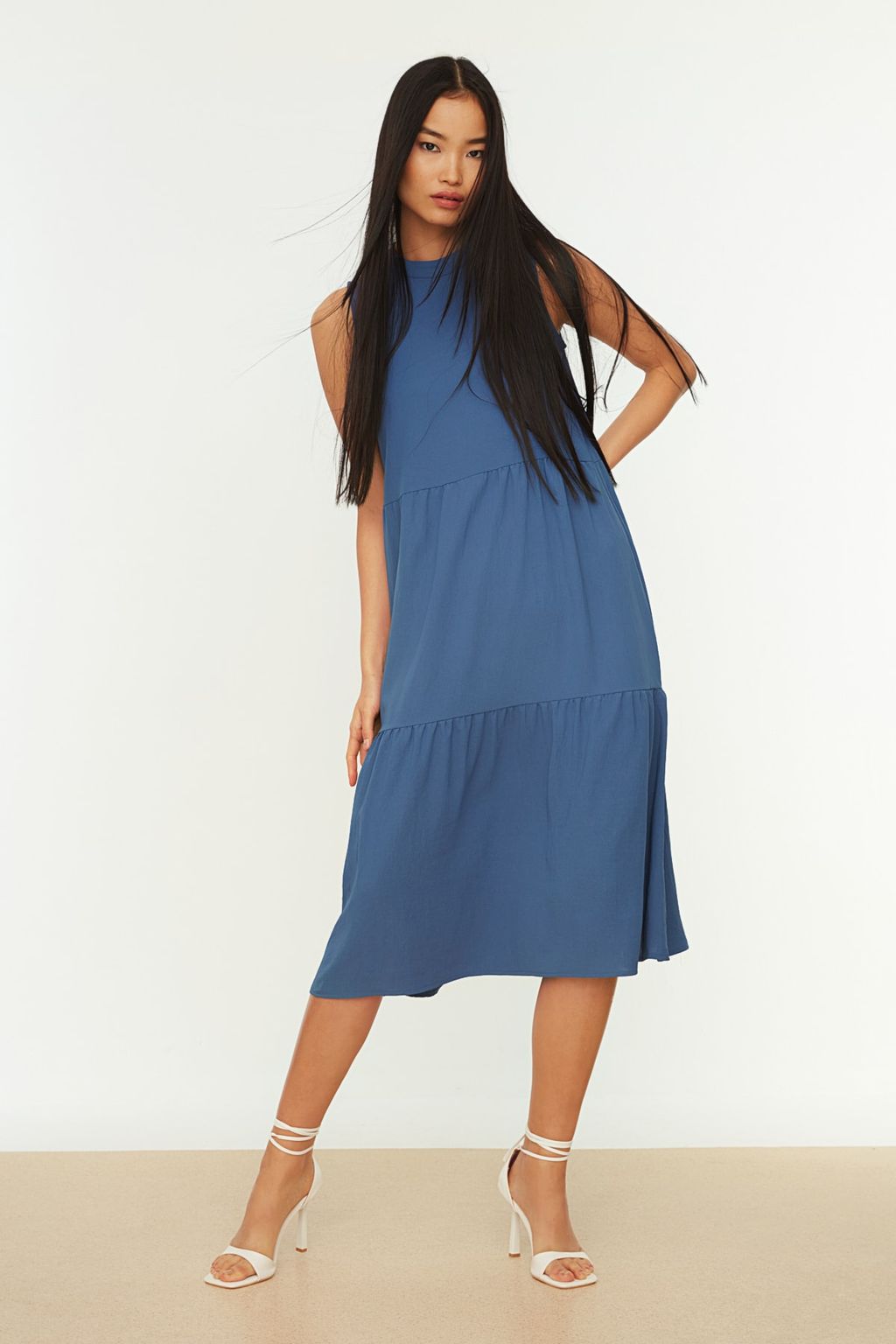 TRENDYOLMILLA Kahverengi Shift/Duz Kesim Dik Yaka Midi Dokuma Elbise TWOSS20EL1864 фото 6