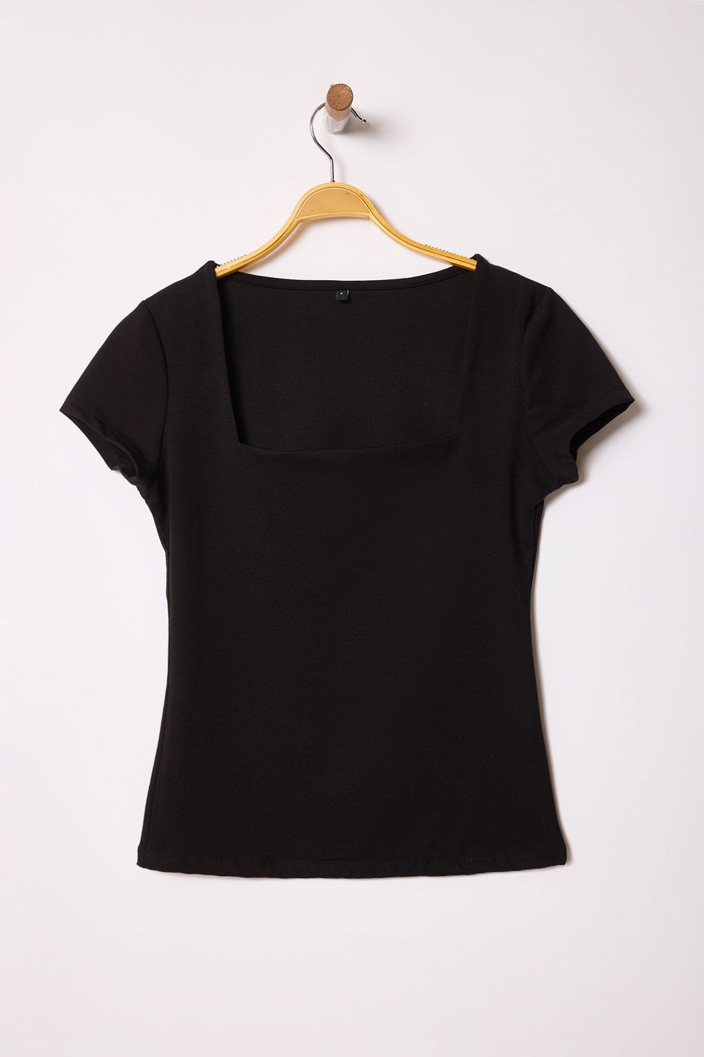 Siyah Kare Yaka Fitted/Vucuda Oturan Orme Bluz TWOSS25BZ00378