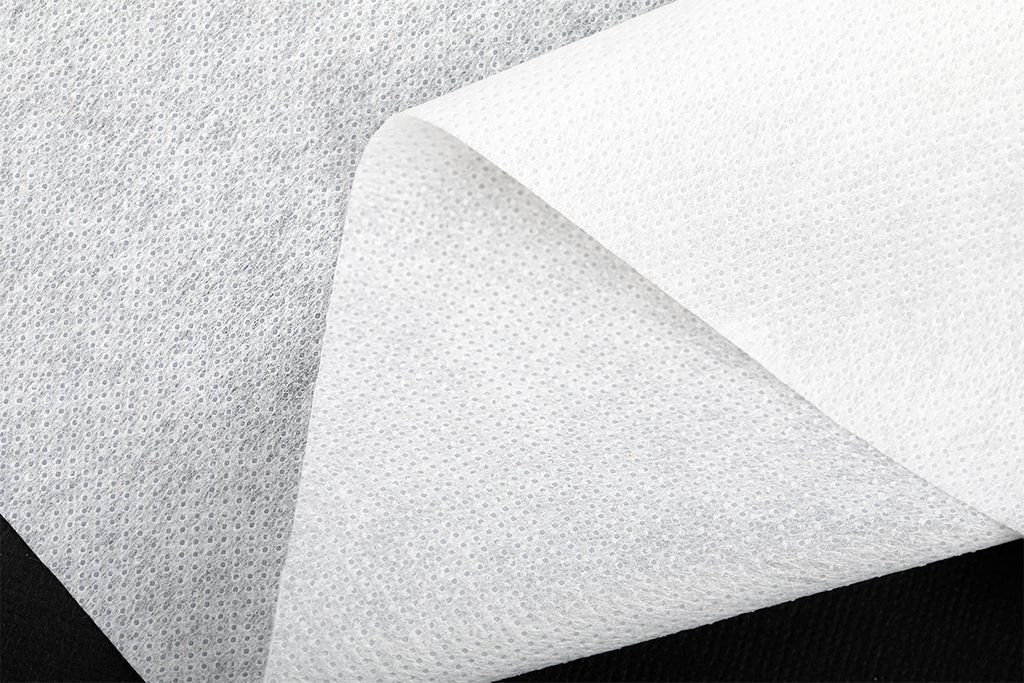 Нетканный материал (флизелин) Гамма клеевой точечный G-845t 54 г/кв.м 2 100 см белый W