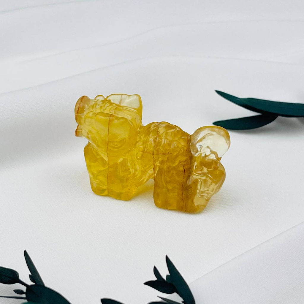 Фигурка резная "Дракон" из Флюорита