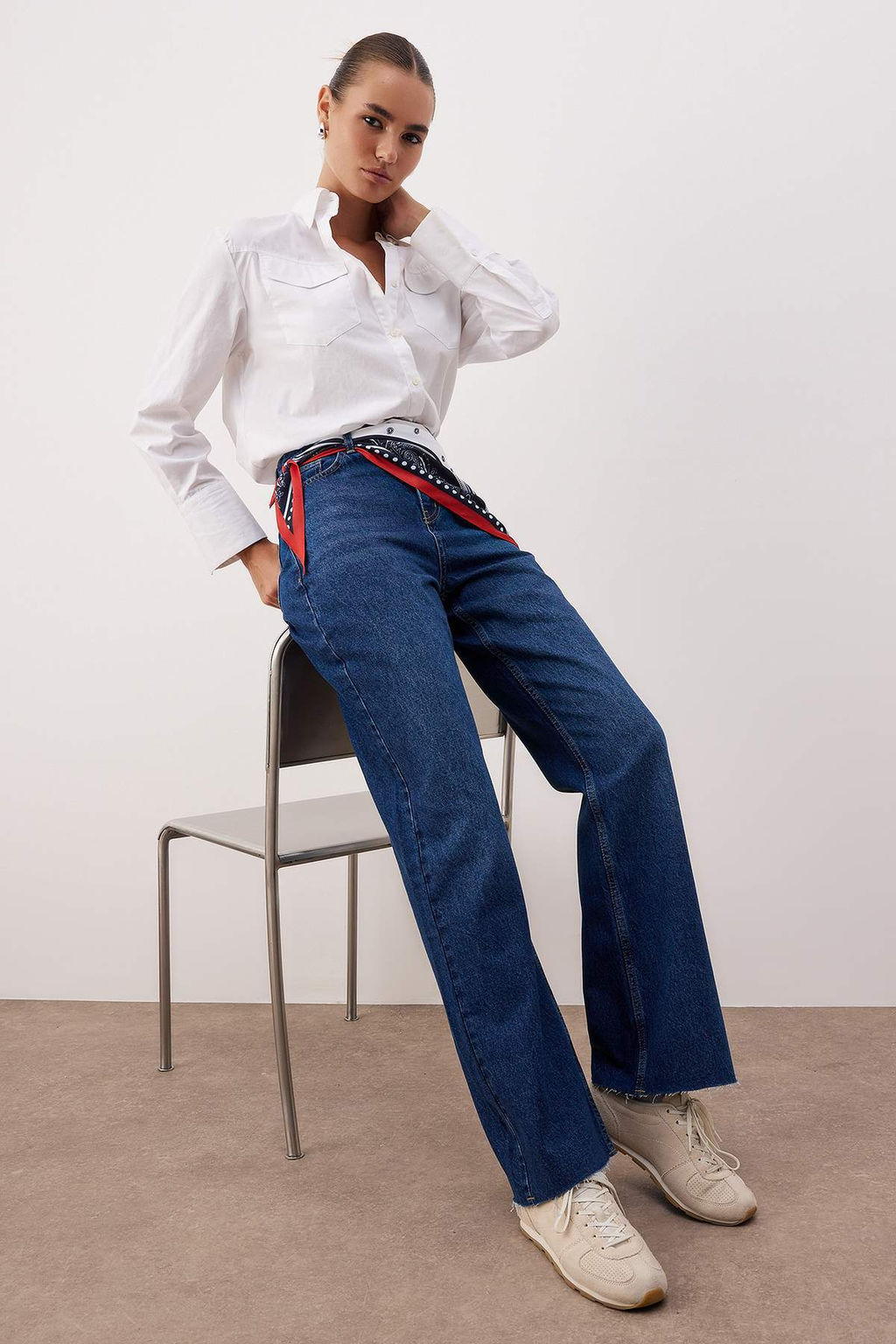 Koyu Mavi Yuksek Bel Wide Leg Jeans TWOAW26JE00286
