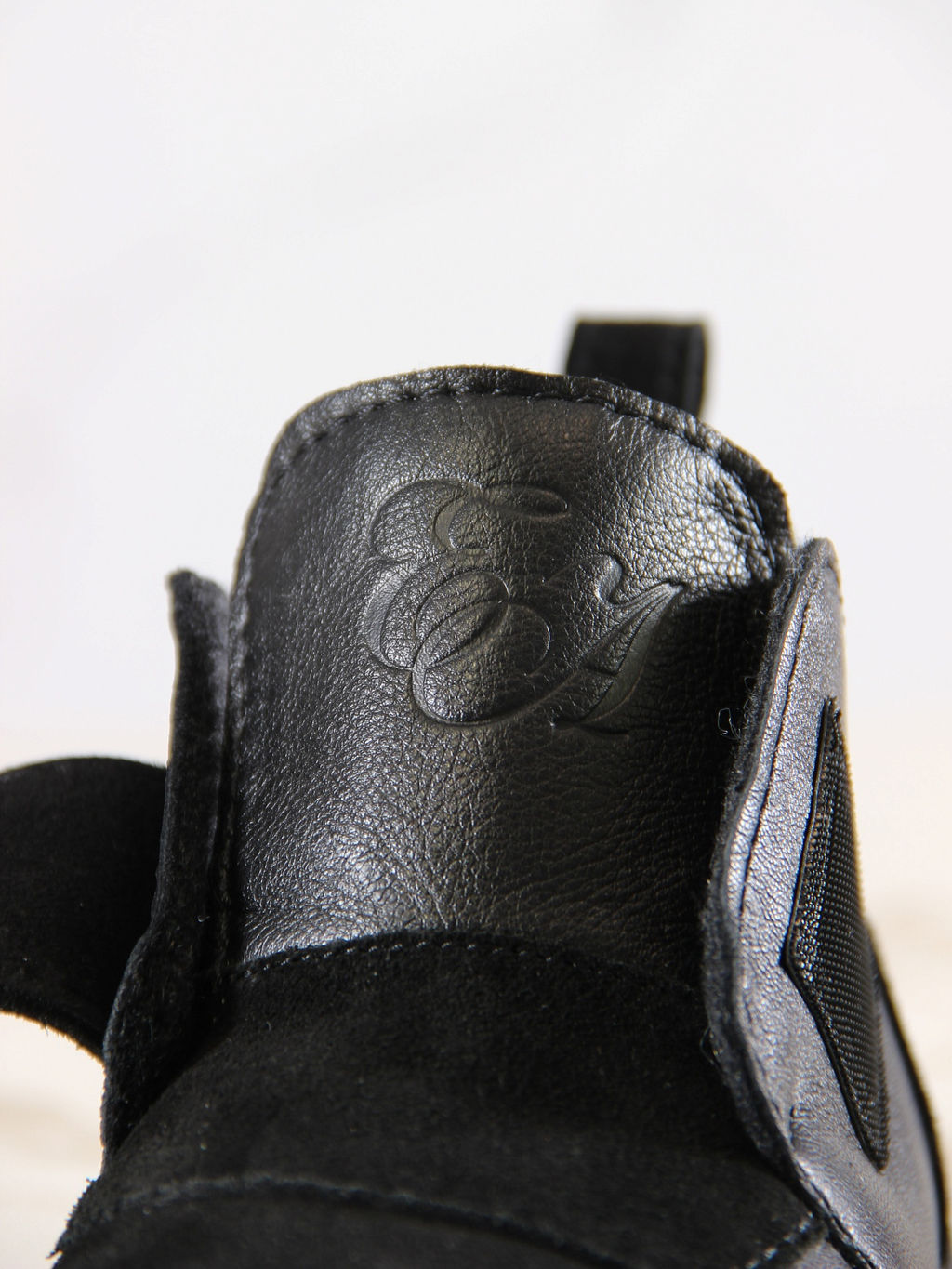 Ботинки женские демисезонные черные 206.NATAbl.Черная кожа+черная замша/Байка