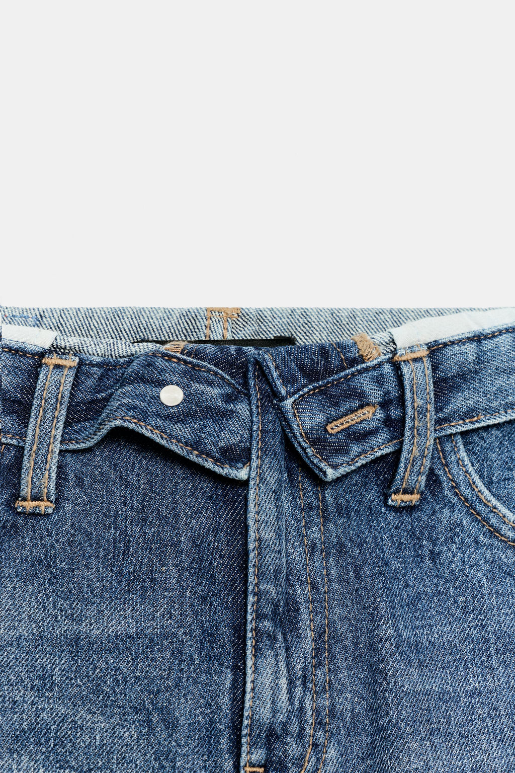 SHORTS TIRO BAJO CON VUELTA / Azul medio