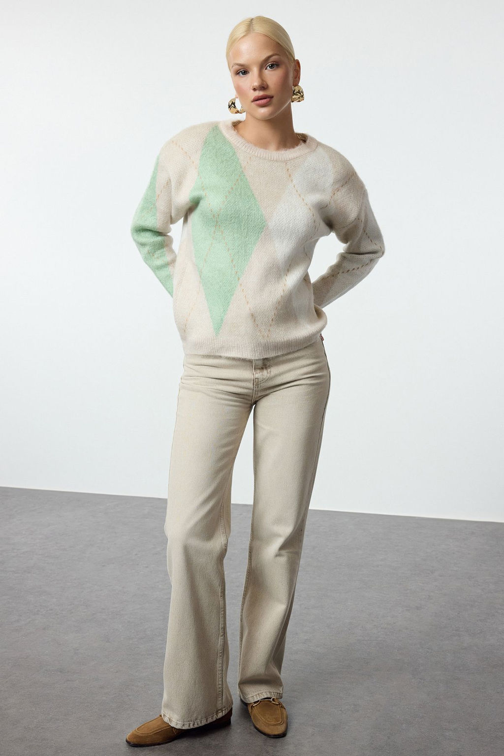 Siyah Renk Bloklu Yumusak Dokulu Triko Kazak TWOAW25KZ00263 - Trendyolmilla фото 7