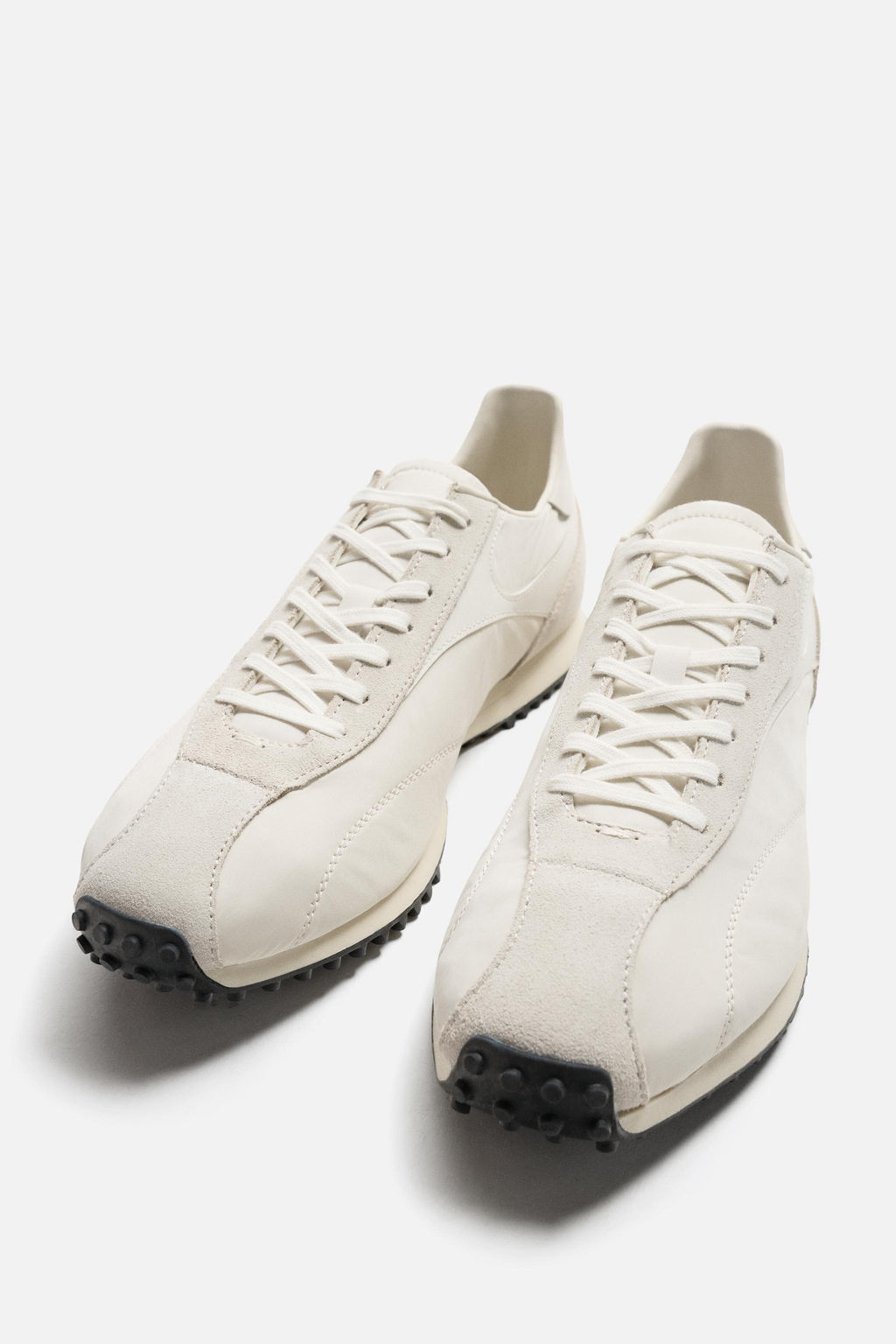 NYLON LIMITED EDITION TRAINERS - Zara фото 3