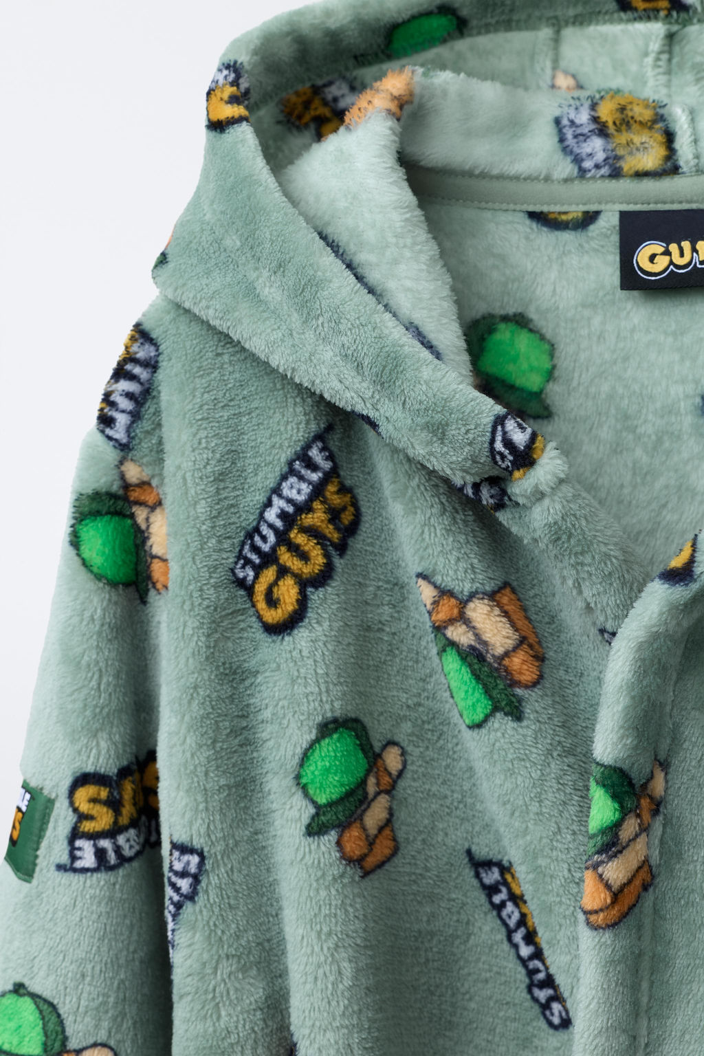 AGES 3-14 / STUMBLE GUYS   SCOPELY FLEECE ROBE