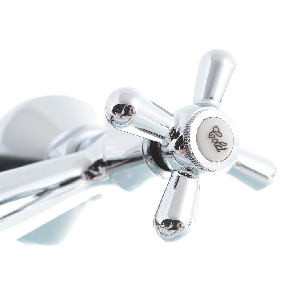 Смеситель для кухни "ROEGEN" 1/2" м/к, пристенный RP020A