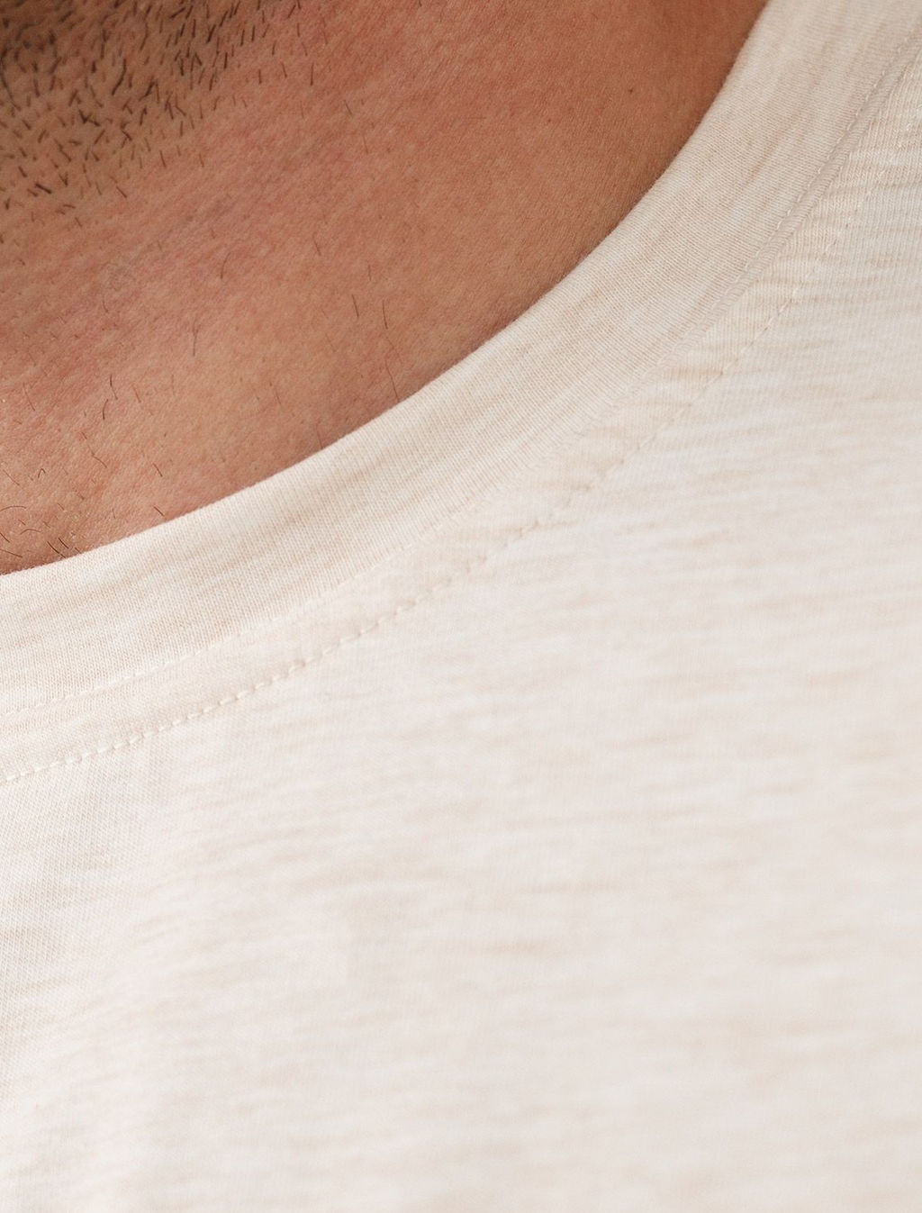 Футболка из премиального хлопка с авторским принтом