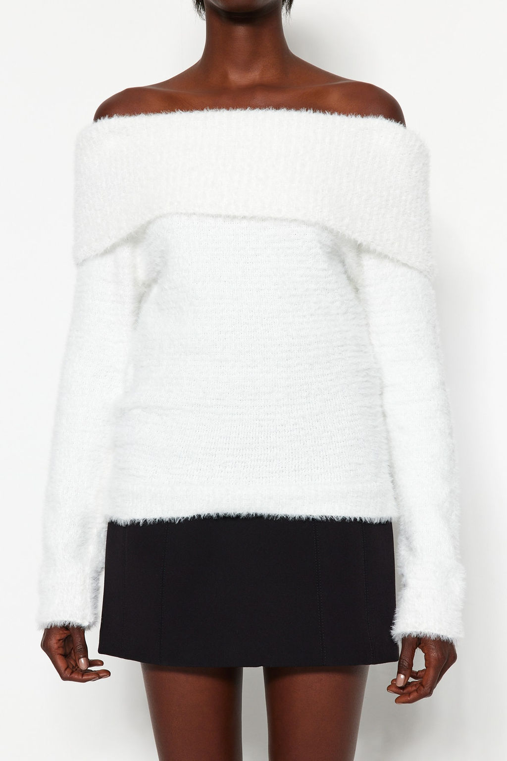 Ekru Carmen Yaka Tuylu/Sakal Iplikli Triko Kazak TWOAW24KZ00121