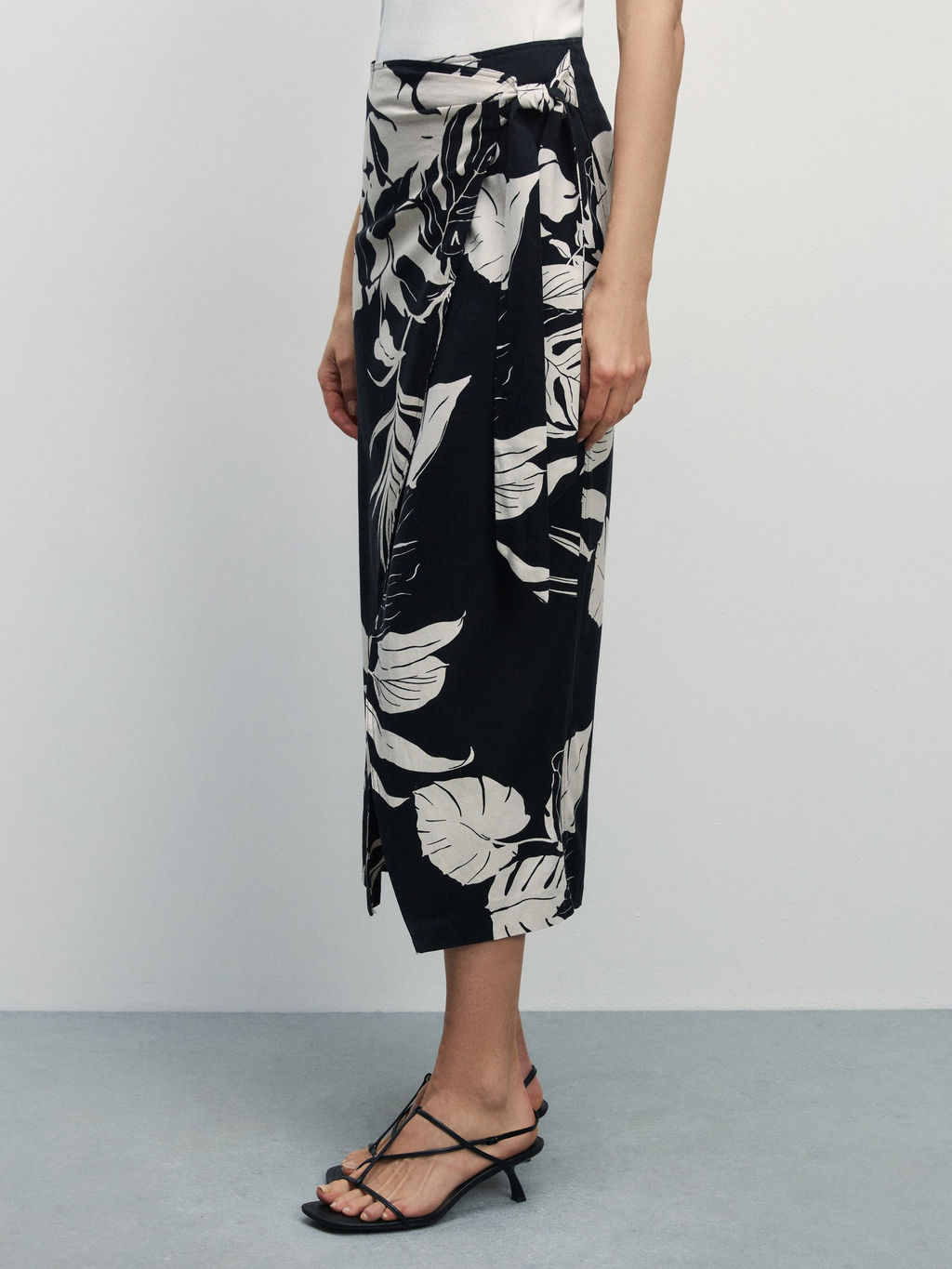 Юбка миди на запах изо льна / Zarina  фото 4