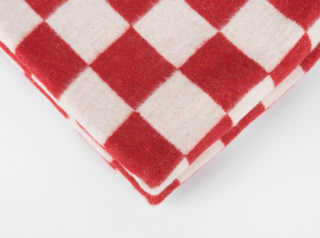Одеяло байковое 100*140 "Клетка" цв. красный (Россия)