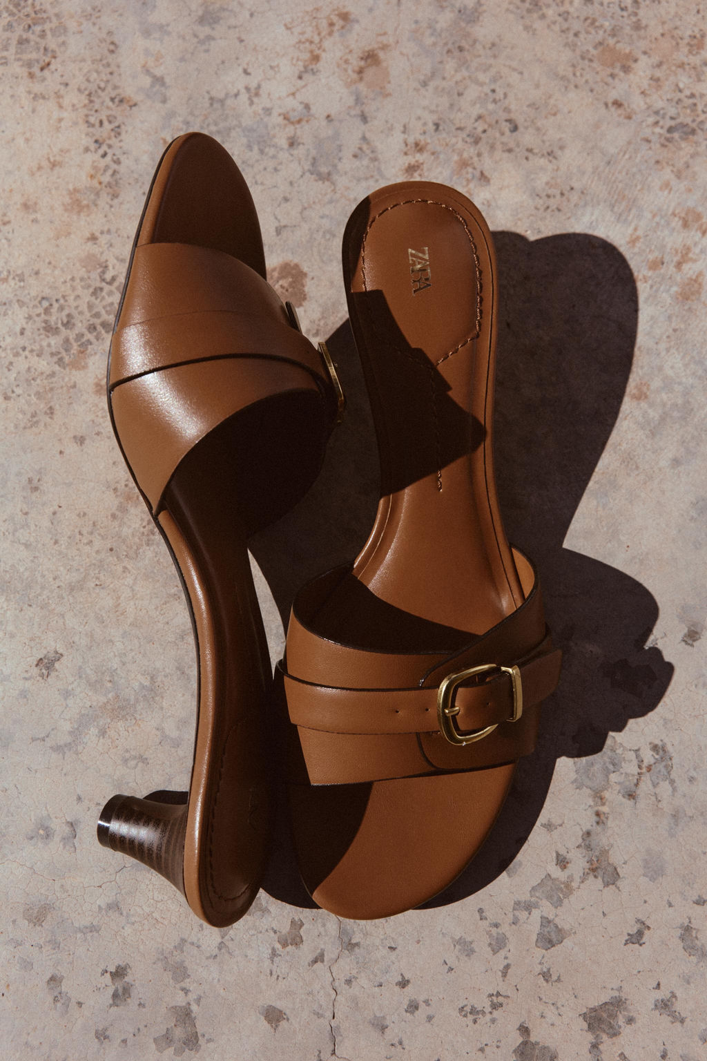 BUCKLED HEELED SANDALS - Zara фото 9