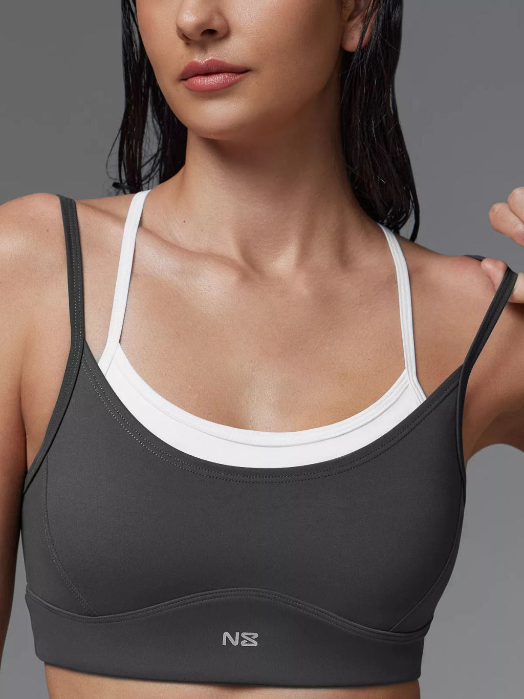 Топ-бра с контрастными вставками