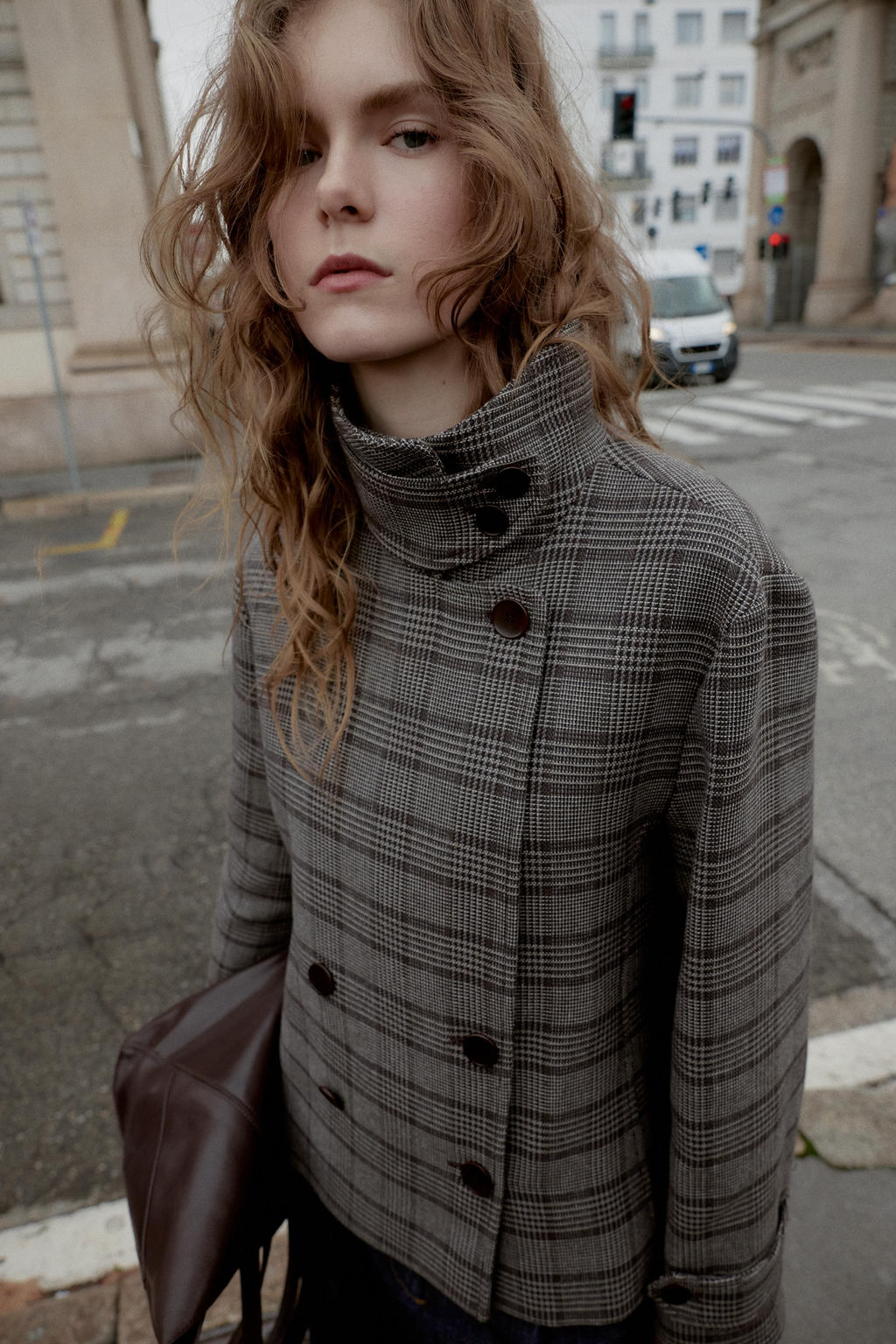 CHECKED DOUBLE-BREASTED JACKET - Zara фото 5
