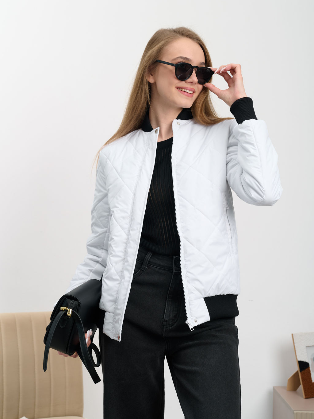 Женский бомбер "ED-06" белый