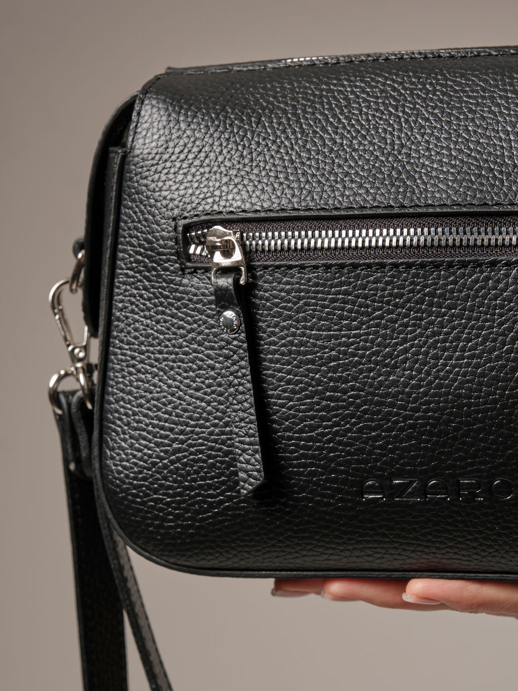 Сумка кожаная через плечо Azaro 3684 черный никель