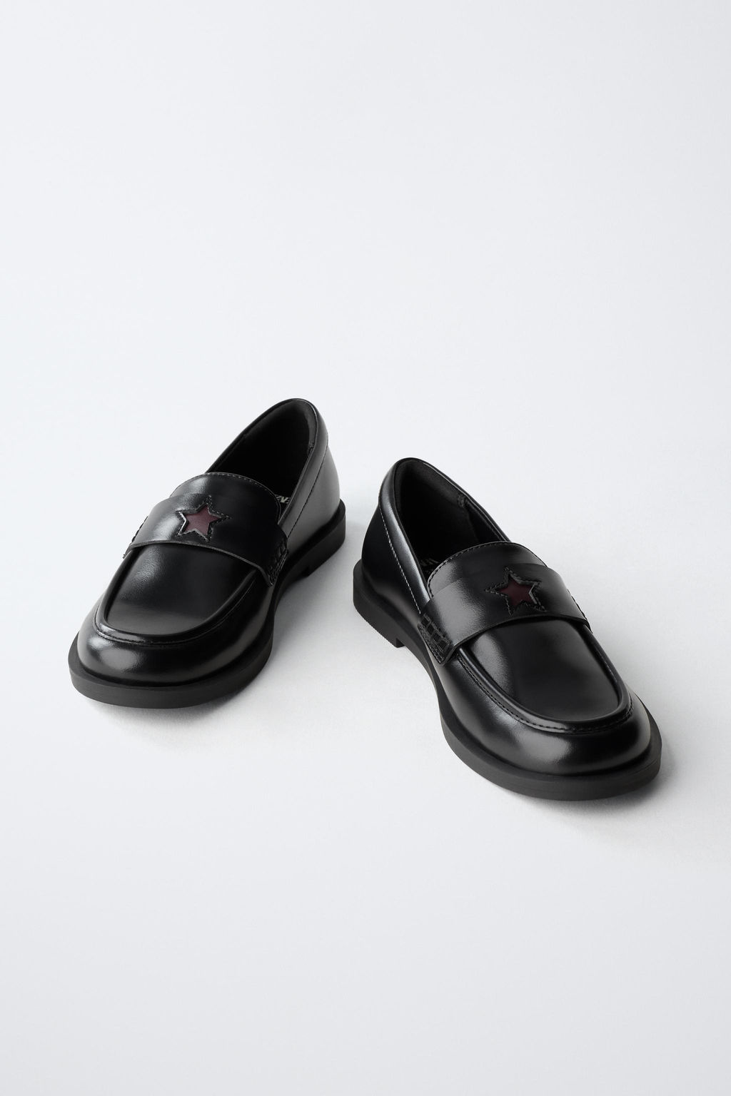 STAR LOAFERS