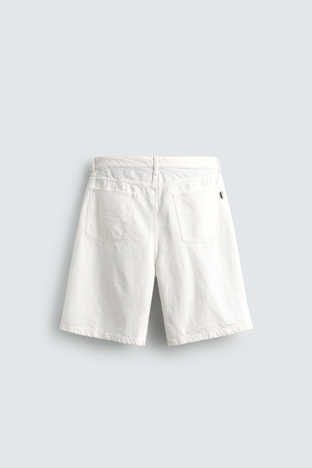 BERMUDA BAGGY FIT / Blanco
