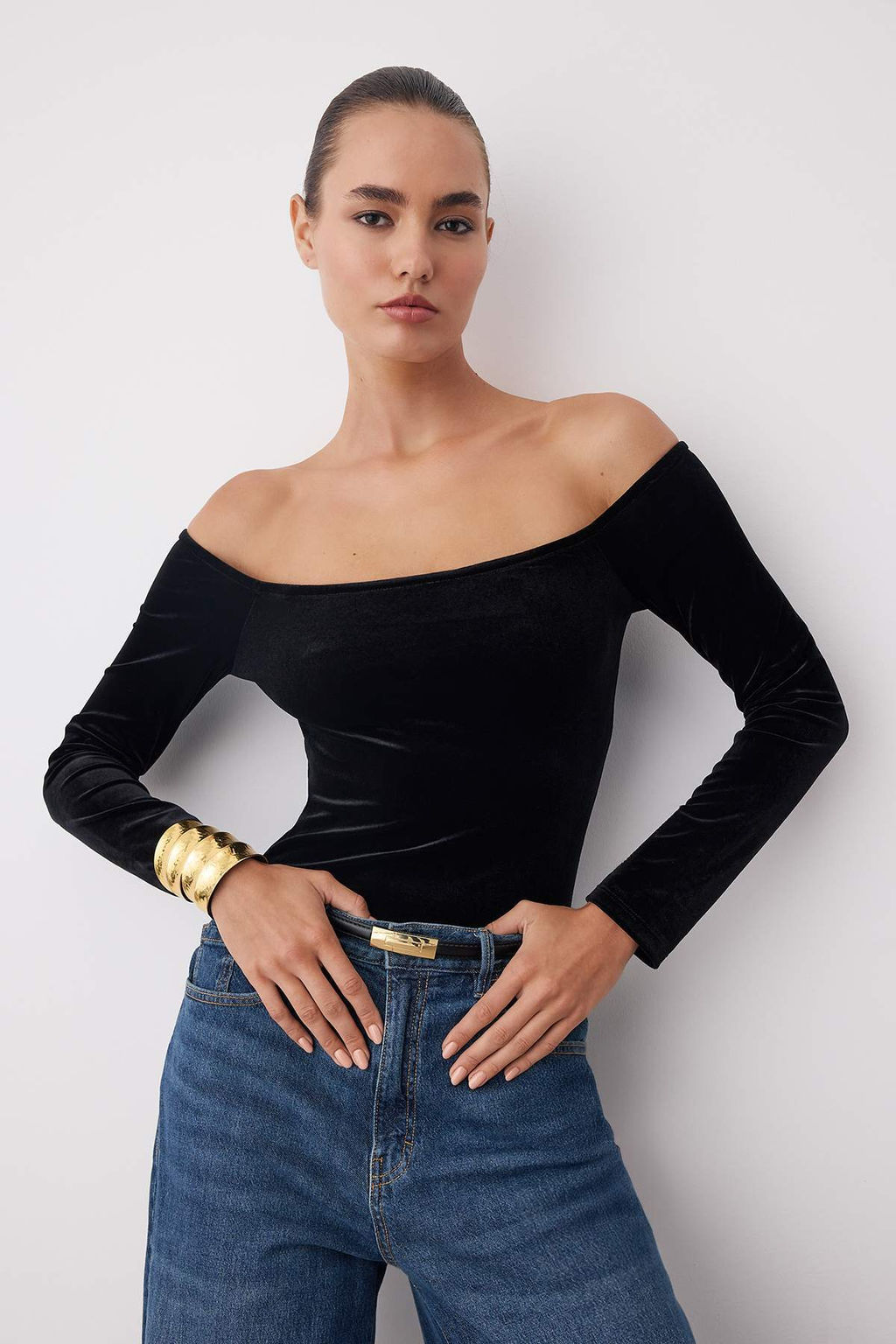 Siyah Carmen Yaka Orme Kadife Party Body TPRAW26BD00015