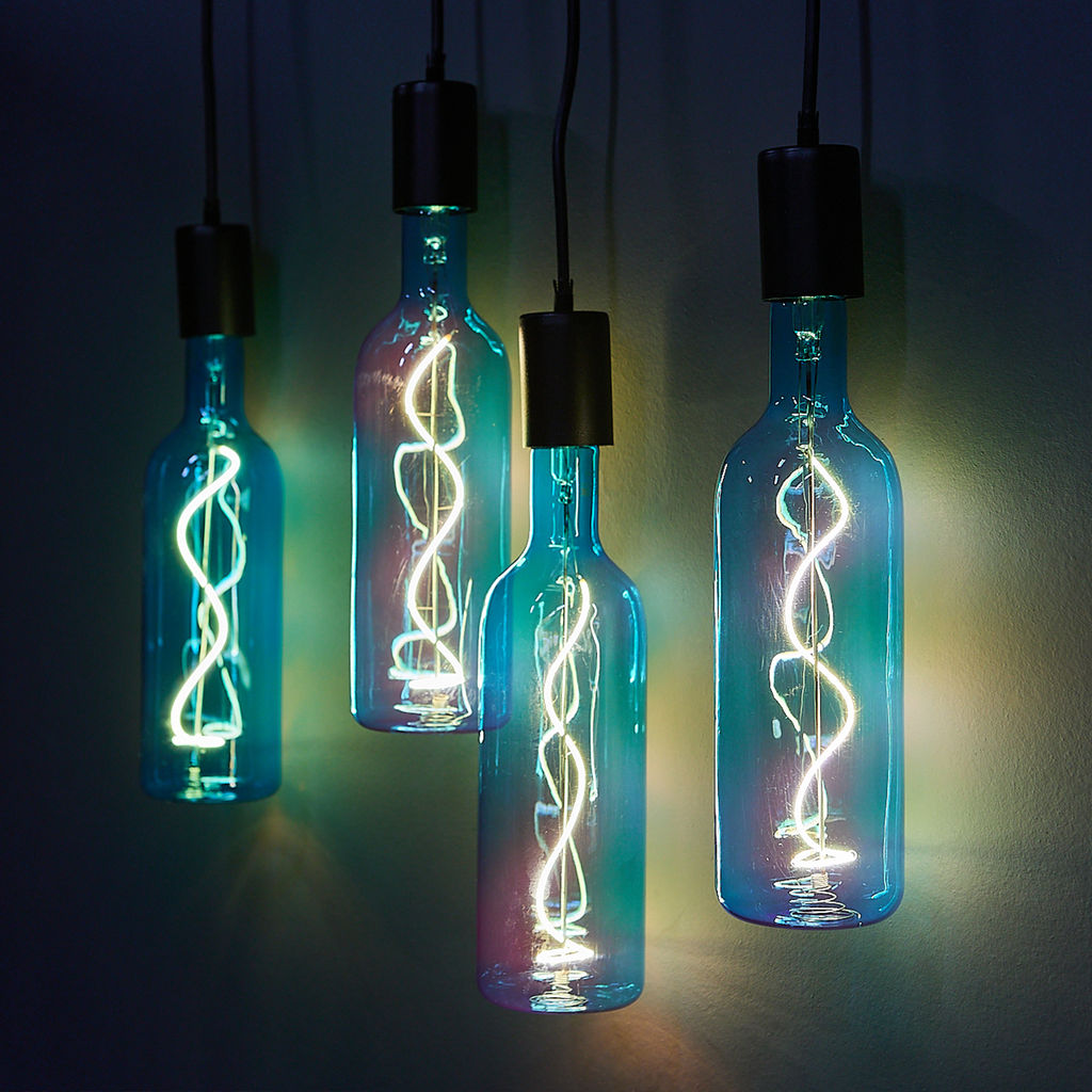 LED-SF21-5W/SOHO/E27/CW BLUE GLS77BL Лампа светодиодная SOHO. Синяя колба. Спиральный филамент. Картон. ТМ Uniel