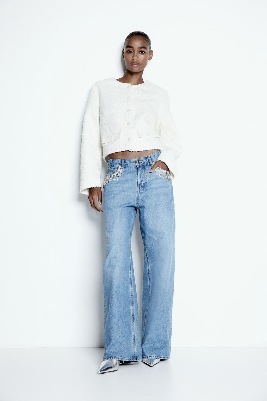 Vaquero amplio con adornos de strass - H&m фото 2