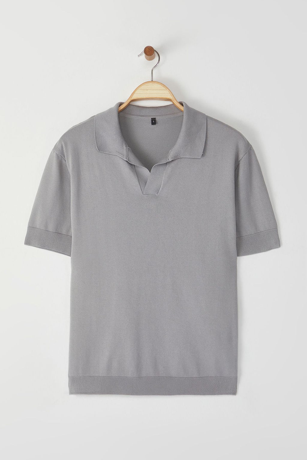 TRENDYOL MAN Lacivert Regular Polo Yaka Duz Polo Yaka T-shirt TMNSS25PO00008