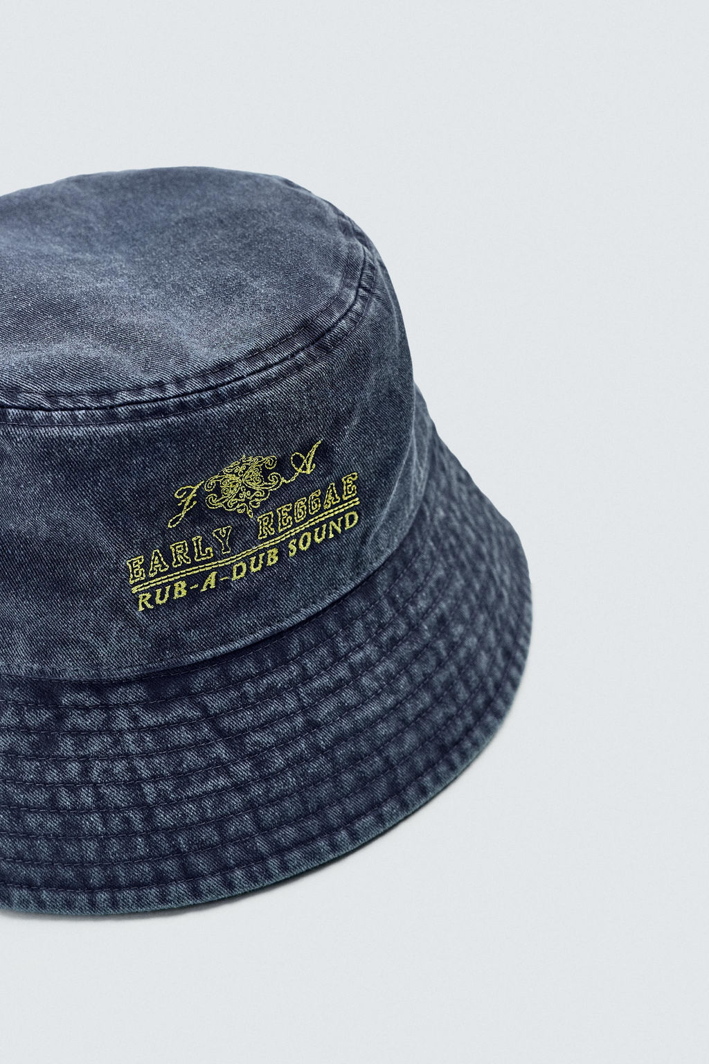 Панама Bucket lavado bordado contraste голубая