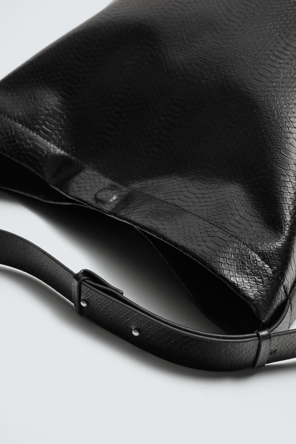 CROCODILE EMBOSSED TOTE BAG - Zara фото 5